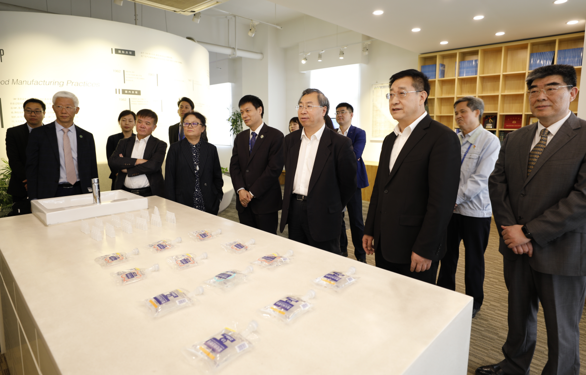 國藥集團董事長劉敬楨一行蒞臨中國大冢調研指導